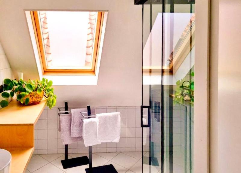 Appartement B&B Pandhouse Oud-Beijerland Eksteriør bilde